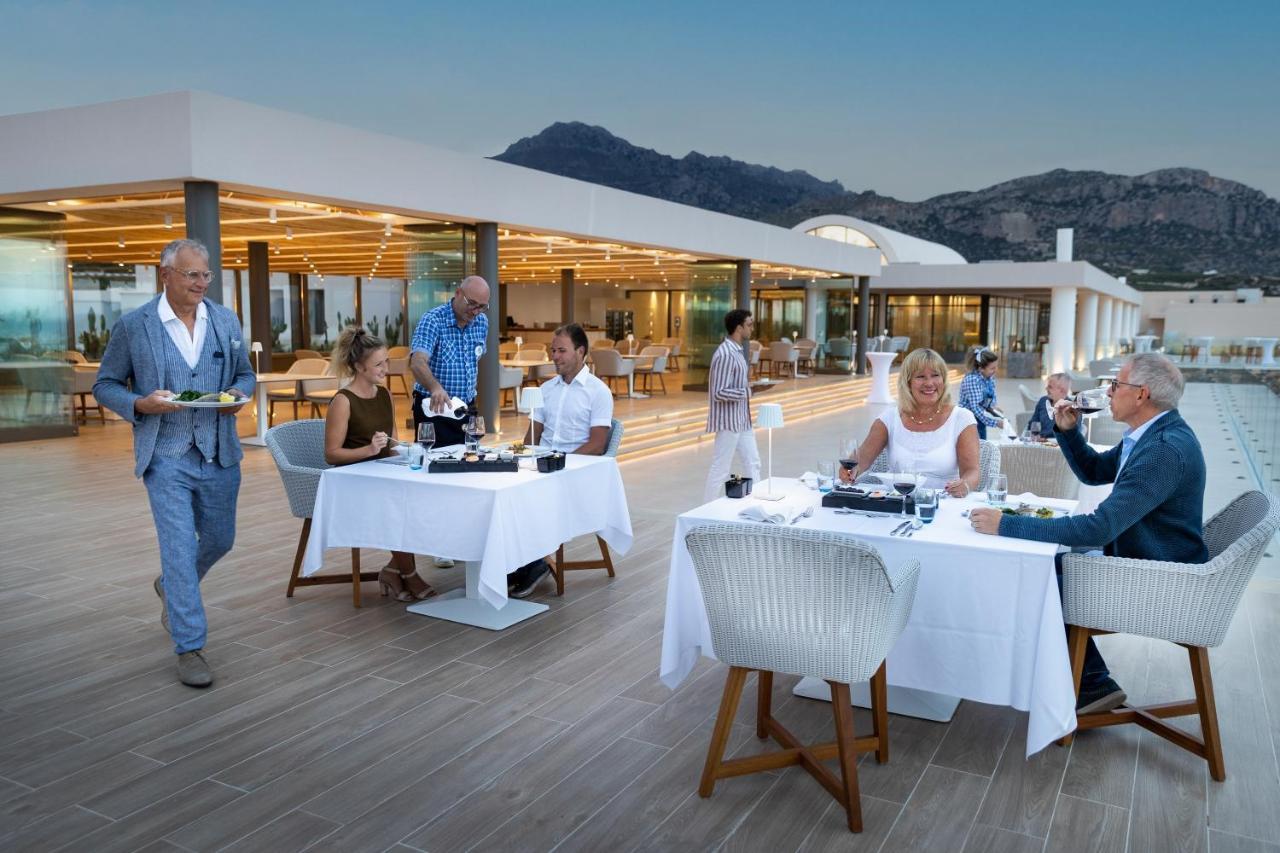 Robinson Ierapetra Hotel คูตซูนารี ภายนอก รูปภาพ
